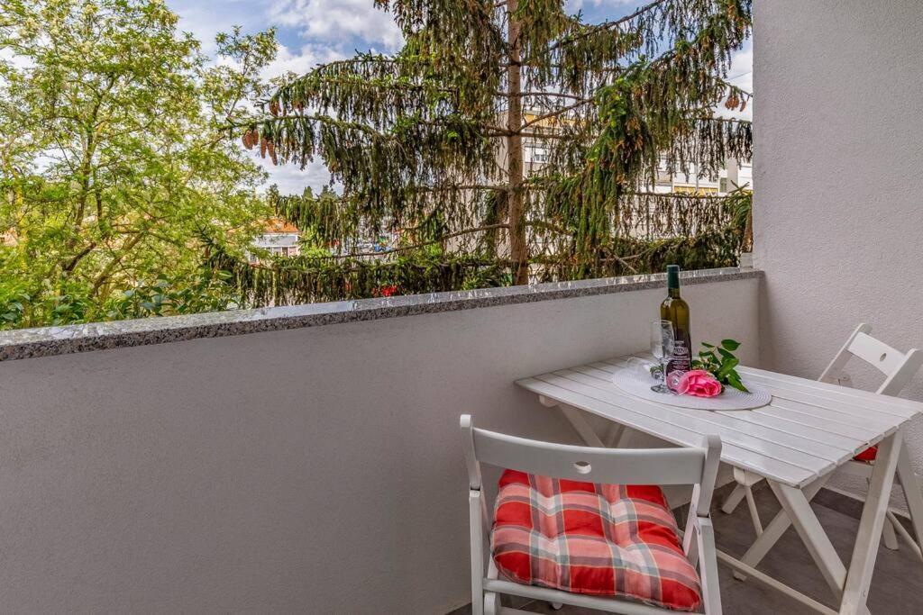 New Two Bedroom Apartment Maloni Pula Exterior foto