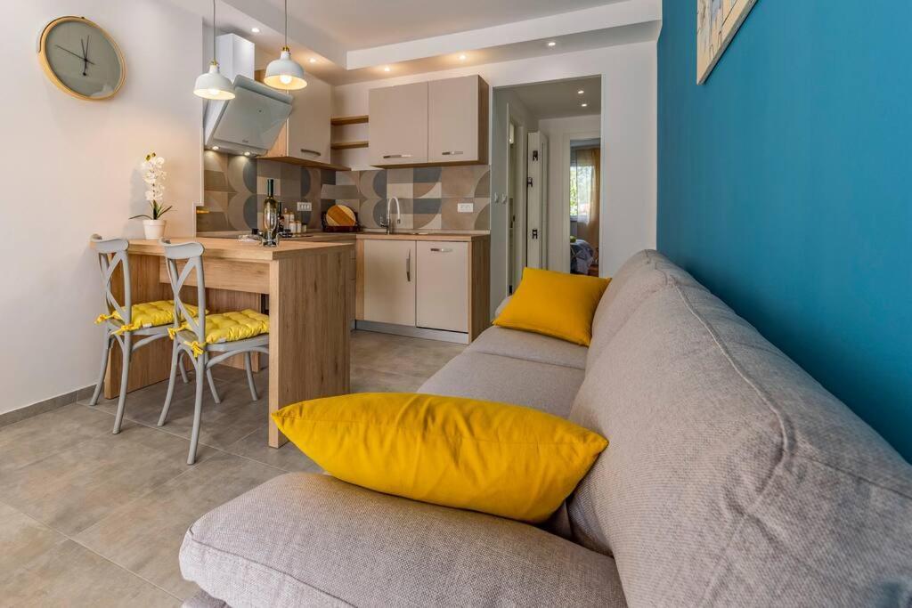 New Two Bedroom Apartment Maloni Pula Exterior foto
